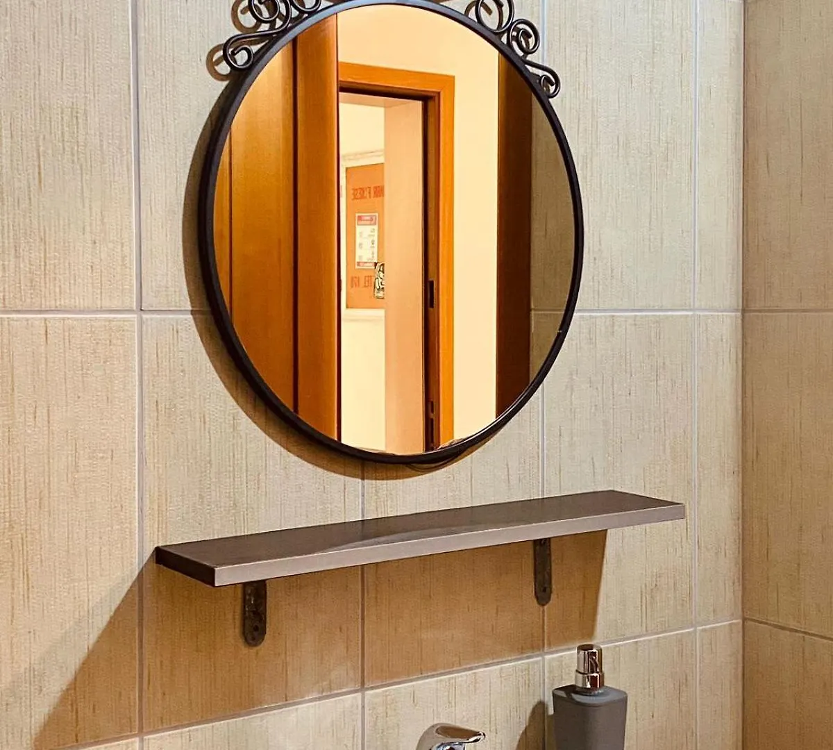 Urban Nest Apartment Himare 0*,  Albania